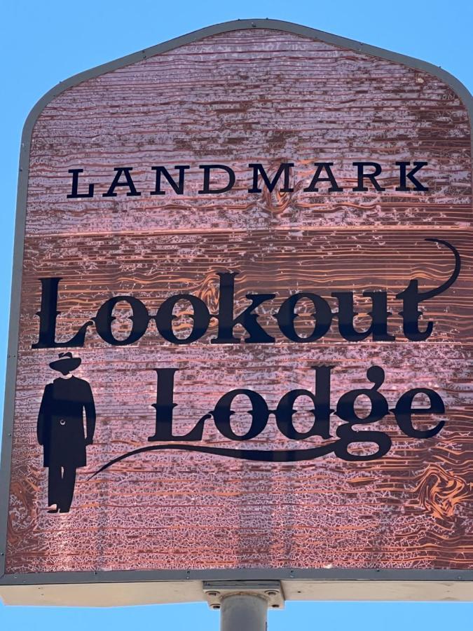 Landmark Lookout Lodge Tombstone Exteriör bild